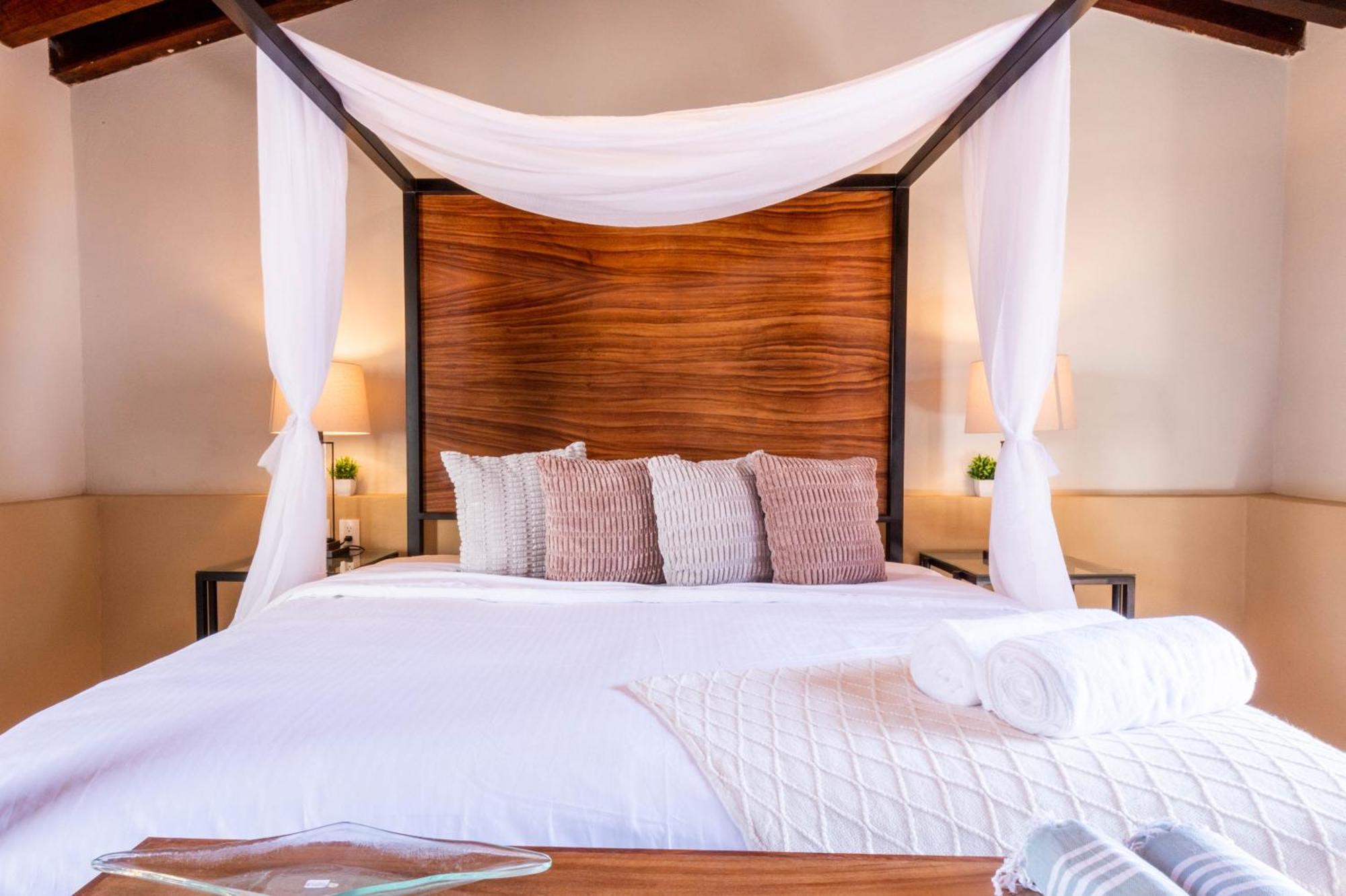 Casa Victoria Malecon - Adults Only Hotel Puerto Vallarta Kültér fotó
