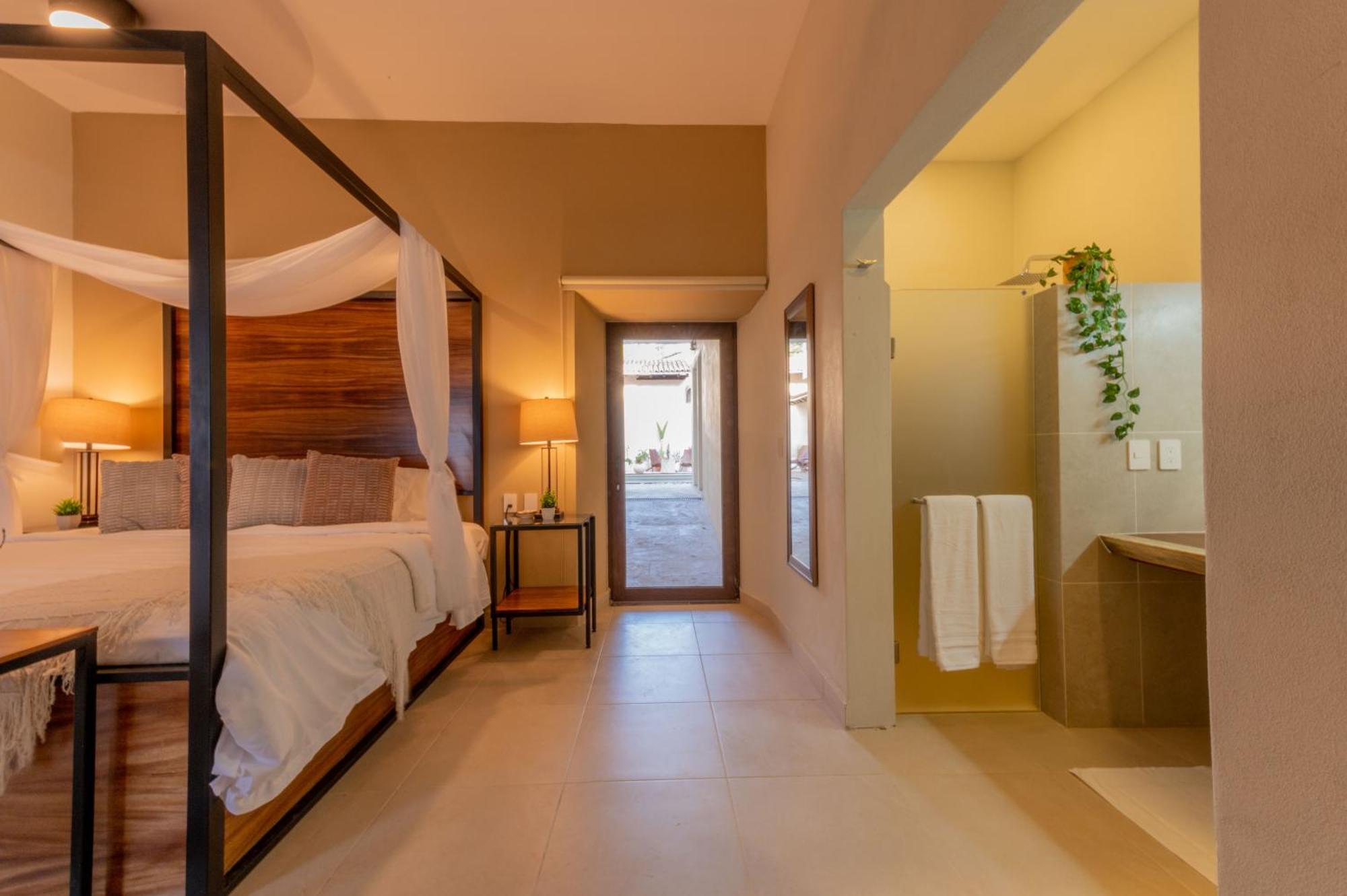 Casa Victoria Malecon - Adults Only Hotel Puerto Vallarta Kültér fotó
