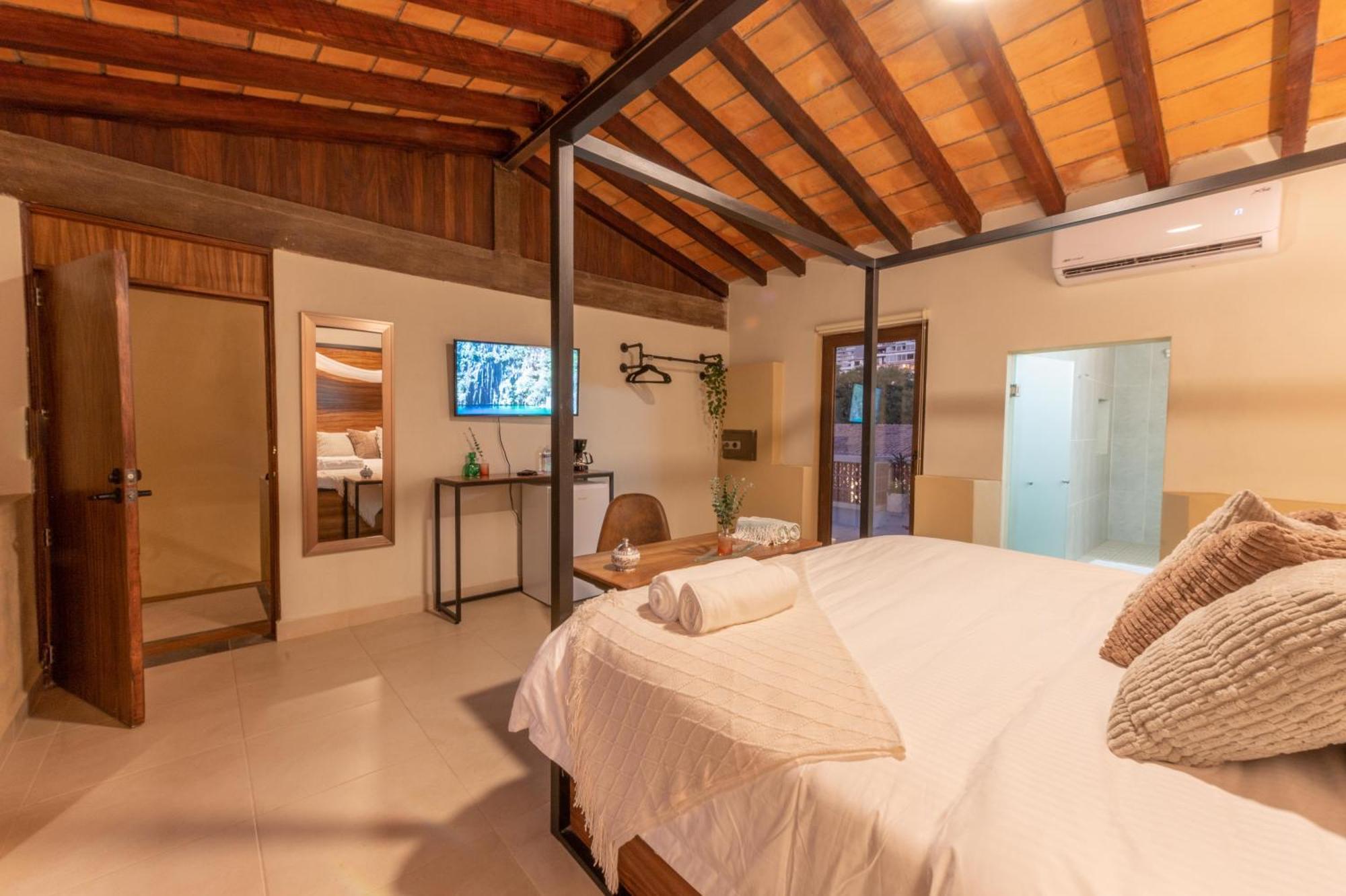 Casa Victoria Malecon - Adults Only Hotel Puerto Vallarta Kültér fotó