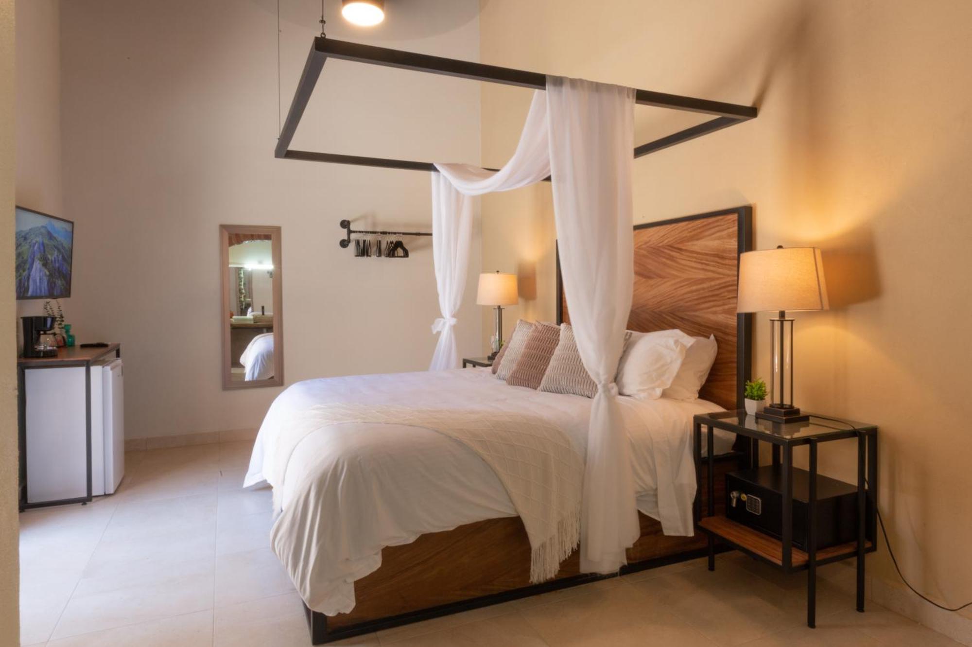 Casa Victoria Malecon - Adults Only Hotel Puerto Vallarta Kültér fotó