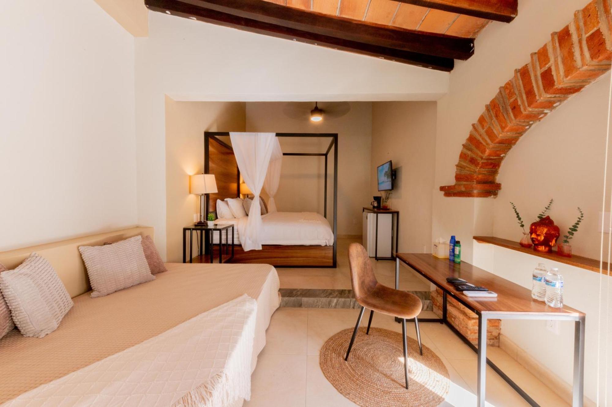 Casa Victoria Malecon - Adults Only Hotel Puerto Vallarta Kültér fotó